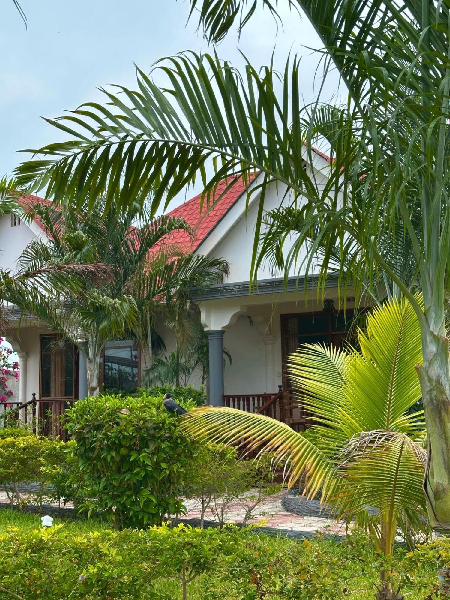 Relax Hotel Taj Nungwi Exterior foto
