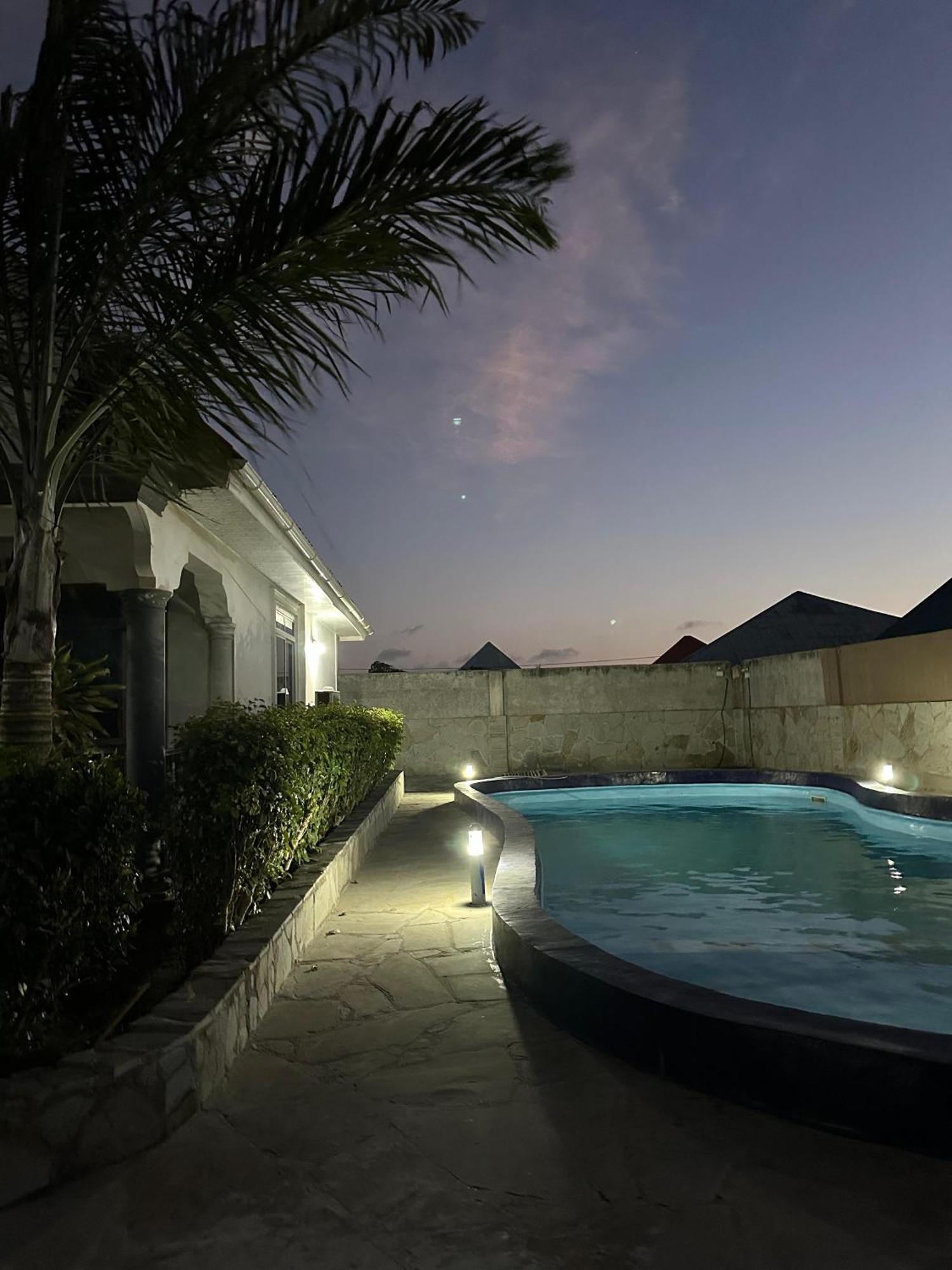Relax Hotel Taj Nungwi Exterior foto